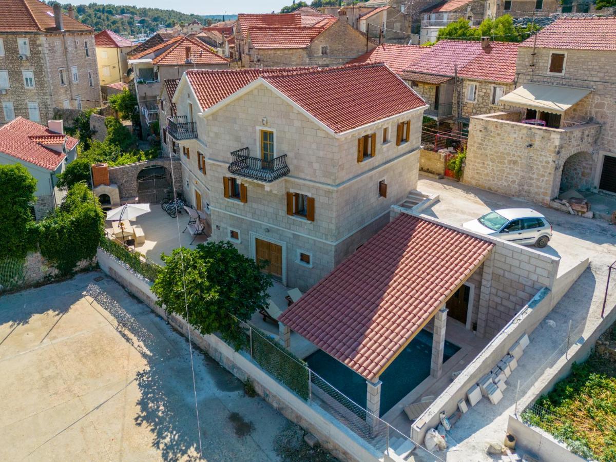 Luxury Stone Villa Nevija 2022 Private Villa Milna  Exterior photo
